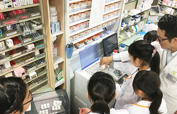 『こども薬剤師体験イベント』06